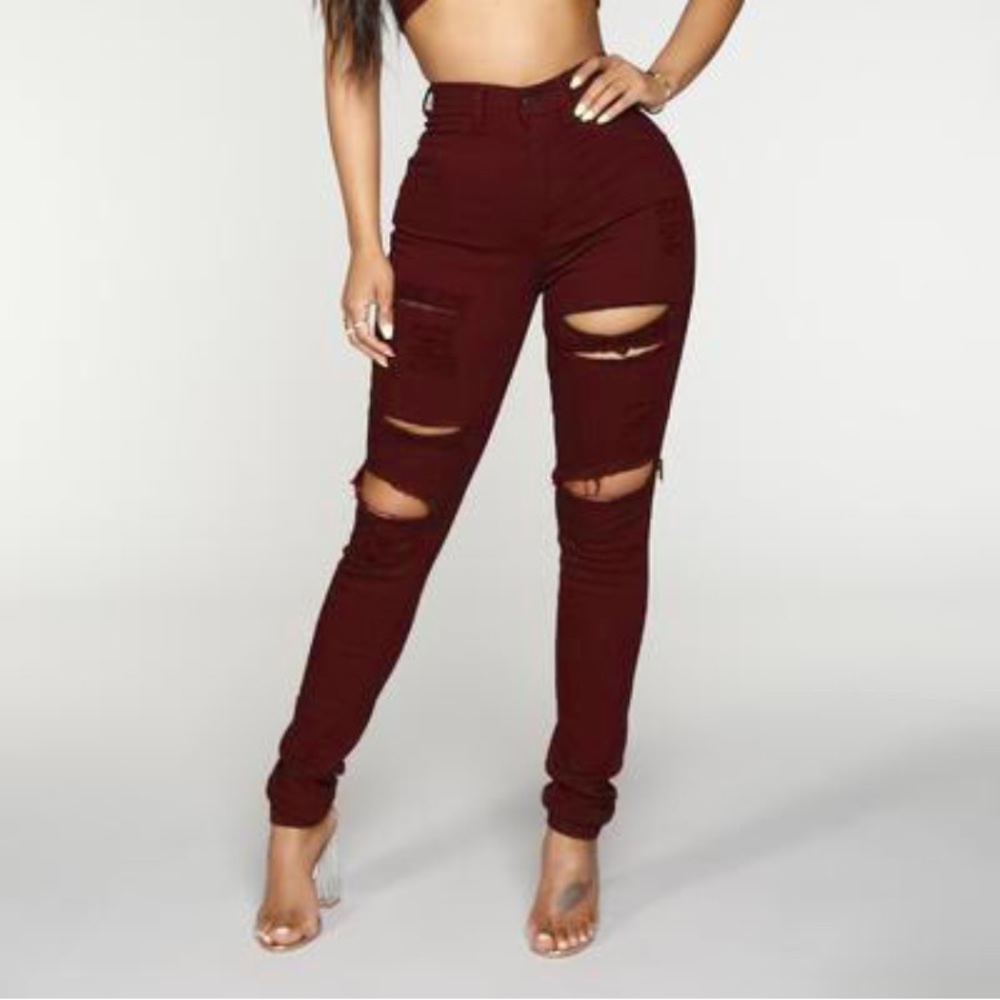NWT! Fashion Nova Blanched Jeans- Burgundy